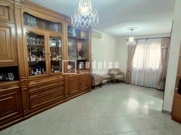 Chalet en venta en Sector 3
