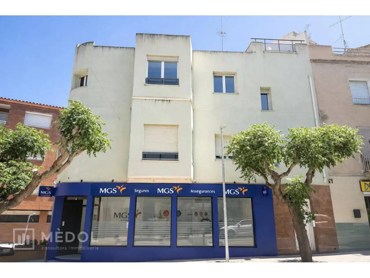 Vista exterior de Casa o xalet en venda en Móra d'Ebre amb Aire condicionat, Parquet i Moblat