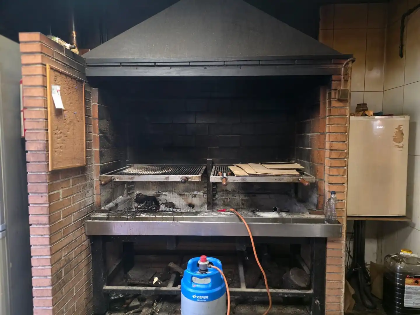 Local de lloguer en Amposta amb Aire condicionat i Moblat