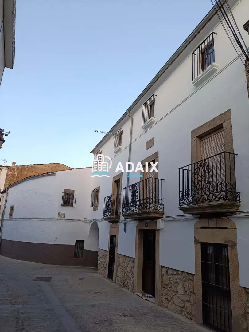 Exterior view of Single-family semi-detached for sale in Montánchez  with Terrace and Storage room