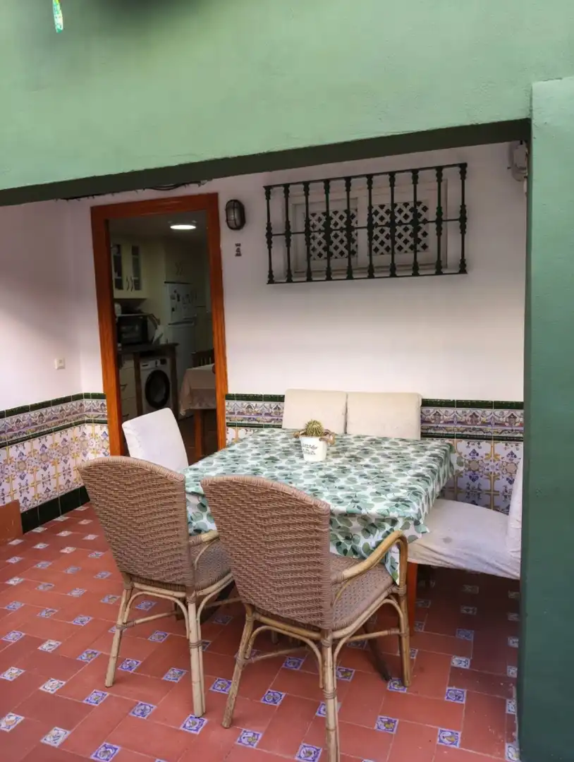 Menjador de Apartament en venda en Sotogrande amb Aire condicionat, Terrassa i Moblat