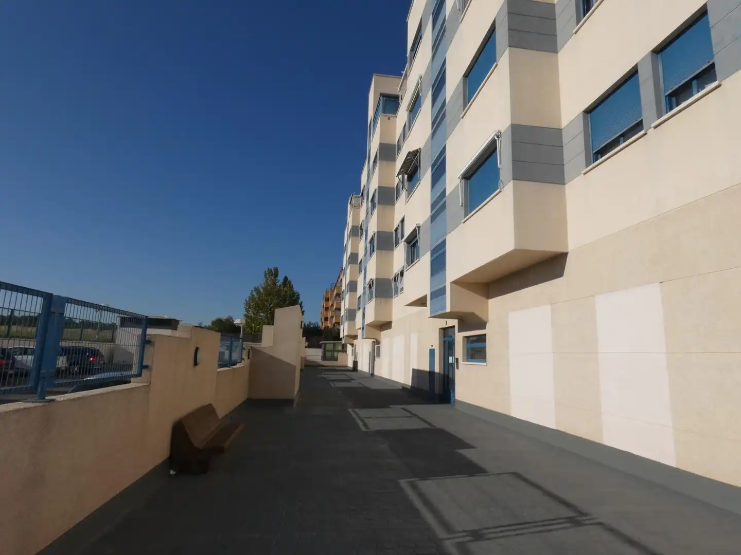 Vista exterior de Piso en venta en Valdemoro con Aire acondicionado, Calefacción y Trastero