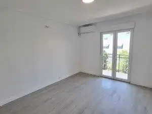 Habitación de Piso en venta en Madrid con Aire acondicionado