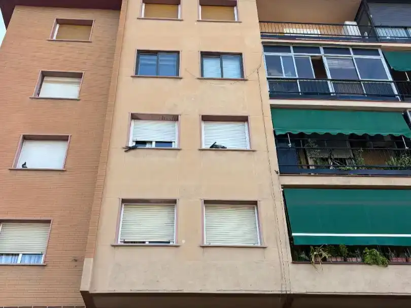 Vista exterior de Pis en venda en  Barcelona Capital amb Aire condicionat i Balcó
