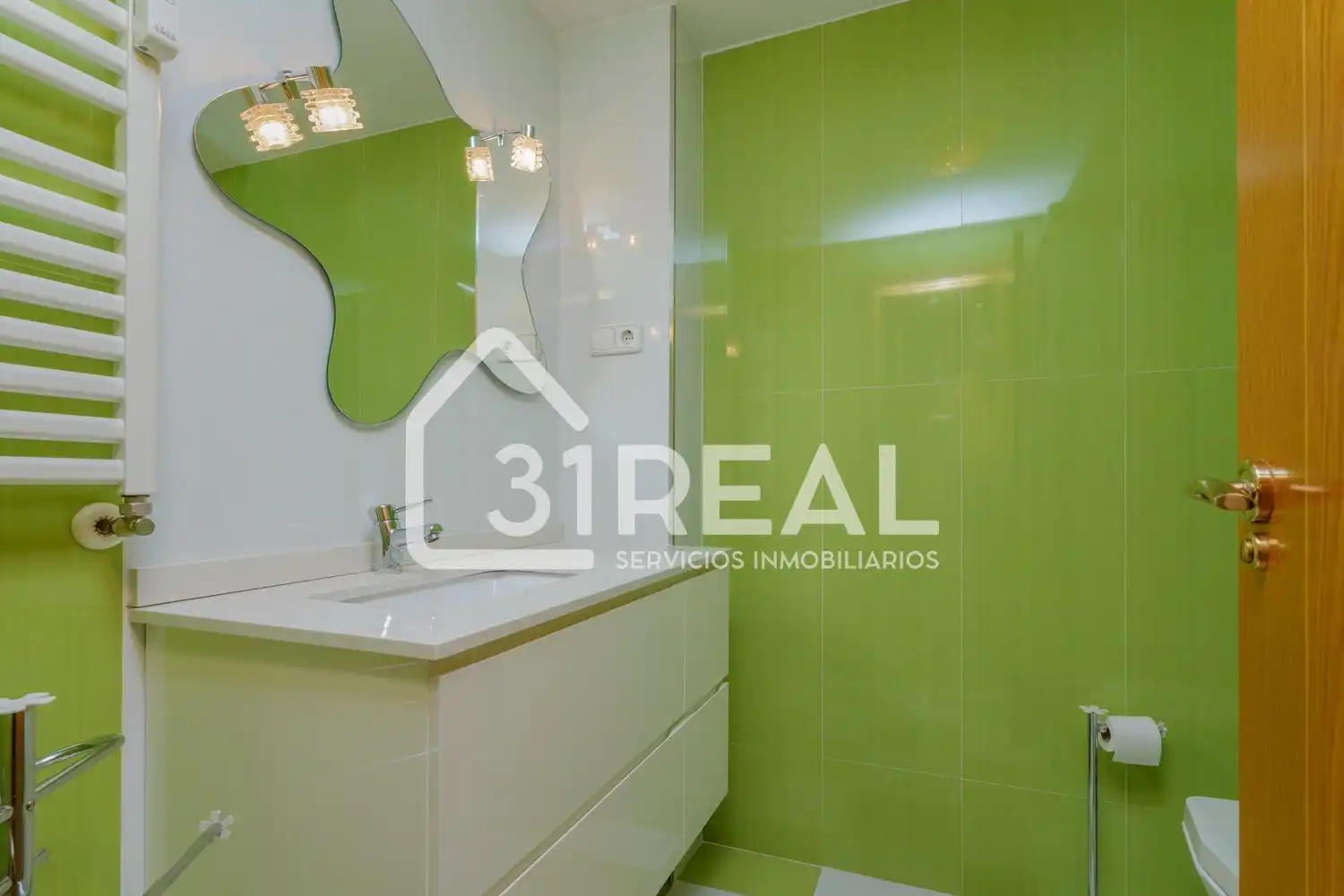 Badezimmer von Wohnung zum Verkauf in Madrid mit Klimaanlage, Heizung und Terrasse