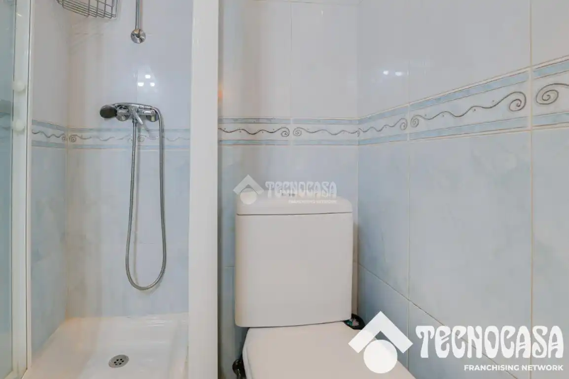 Baño de Piso en venta en Barcelona con Aire acondicionado y Balcón