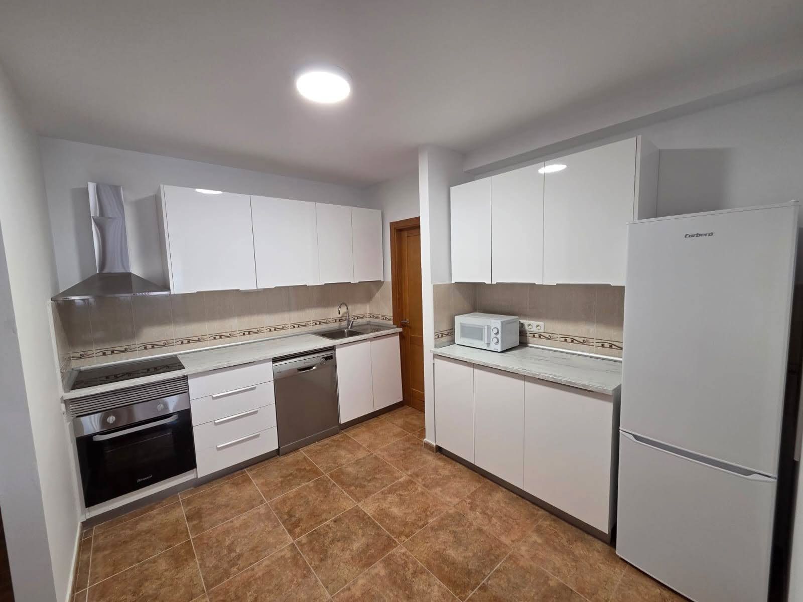 Küche von Wohnung miete in Santa Lucía de Tirajana mit Möbliert, Ofen und Waschmaschine