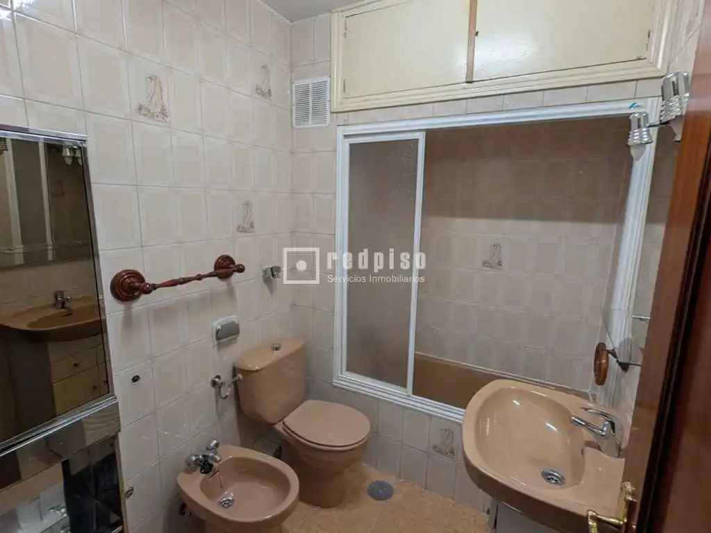 Baño de Piso en venta en Madrid con Aire acondicionado, Calefacción y Terraza