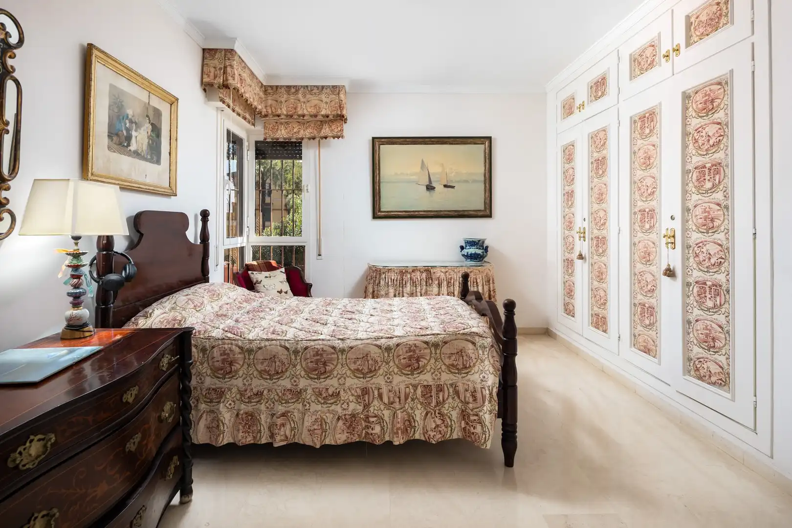 Habitación de Piso en venta en Málaga con Aire acondicionado, Trastero y Amueblado