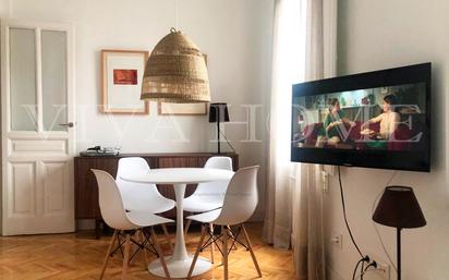 Living room of Flat for sale in  Madrid Capital