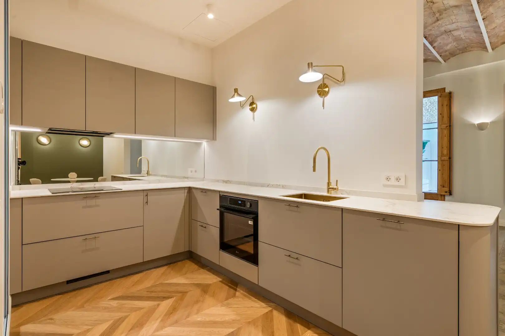 Cocina de Piso en venta en Barcelona con Aire acondicionado, Calefacción y Parquet