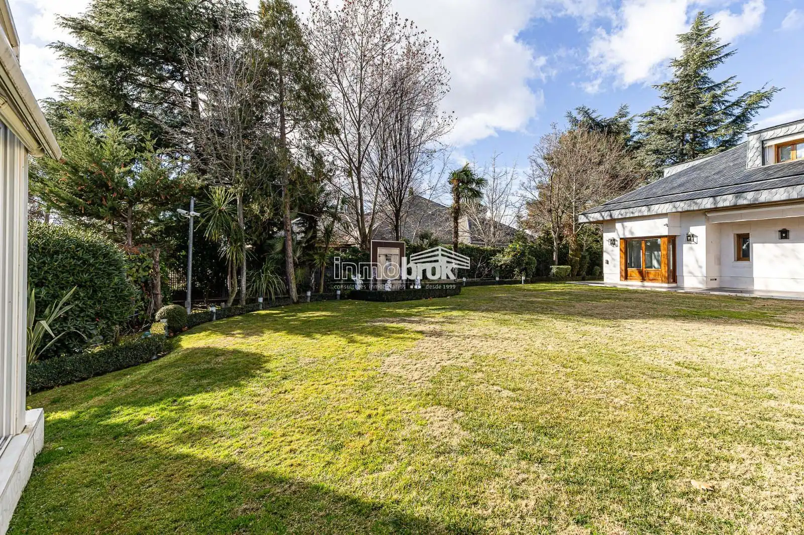 Jardín de Casa o chalet en venta en Madrid con Aire acondicionado, Calefacción y Terraza