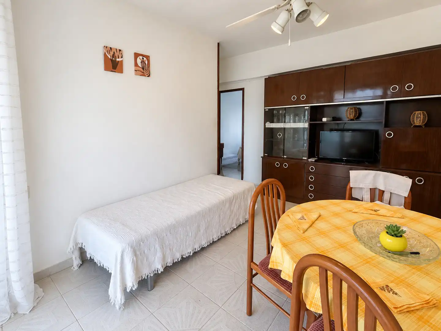 Living room of Flat for sale in Sagunto / Sagunt  with Terrace, Furnished and Oven