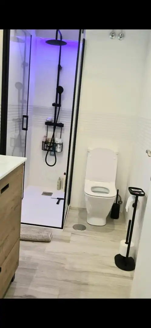 Bany de Pis en venda en Alicante / Alacant amb Aire condicionat, Calefacció i Piscina comunitària