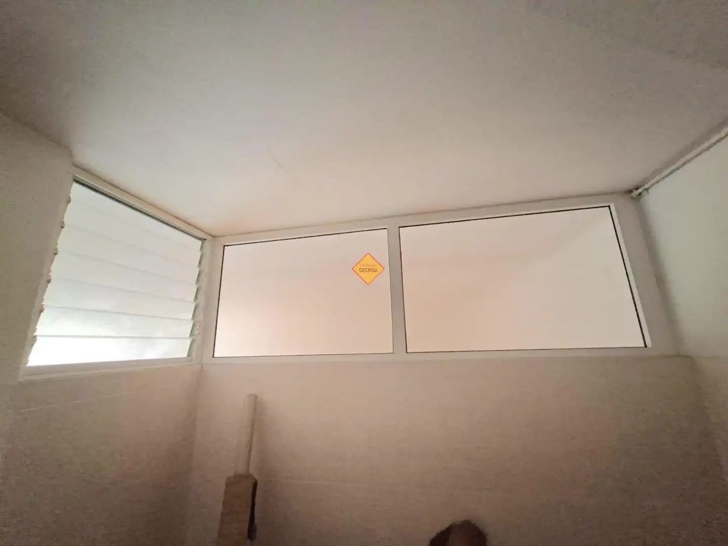 Baño de Local en venta en Burjassot