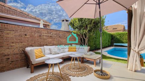 Foto 4 de Casa adosada en venda a Urb. Belvalle, Madrid