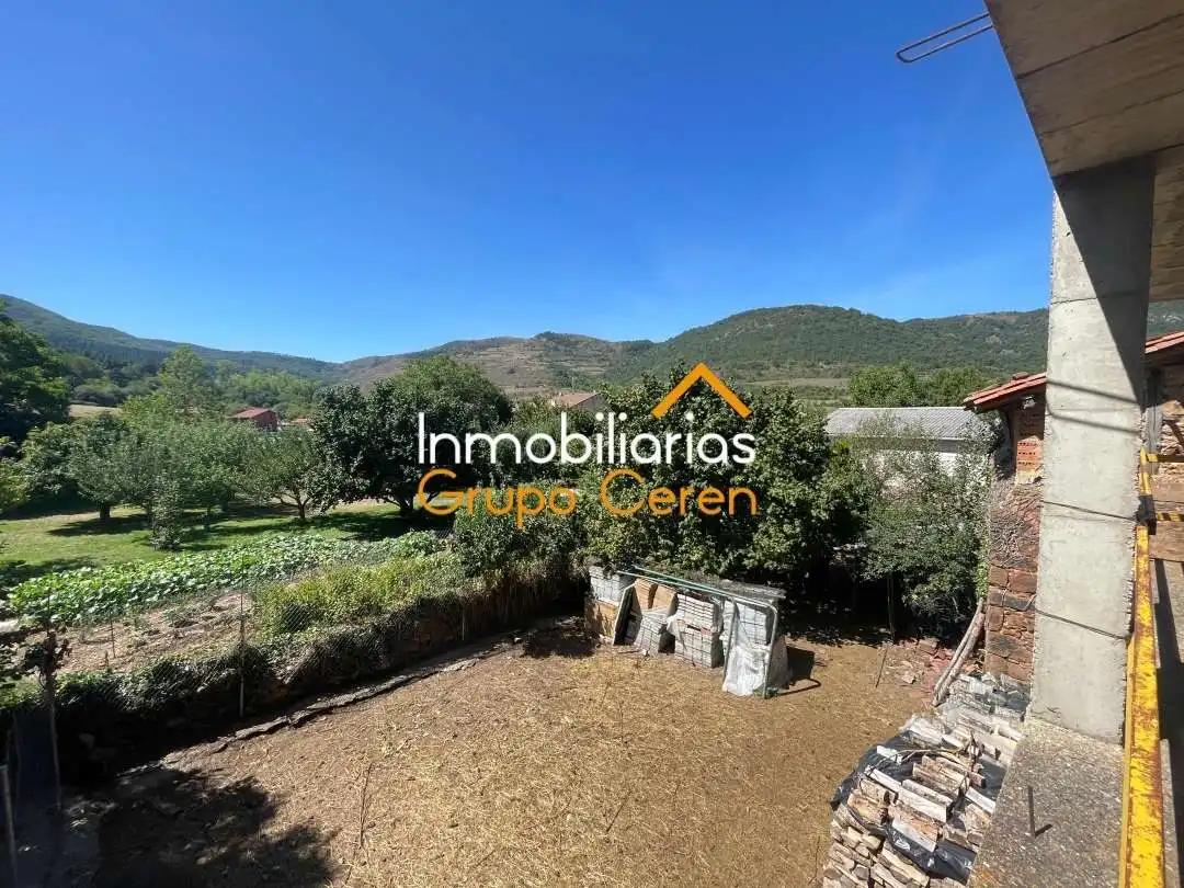 Casa o chalet en venta en Avenida Navarra, 38, Valgañón