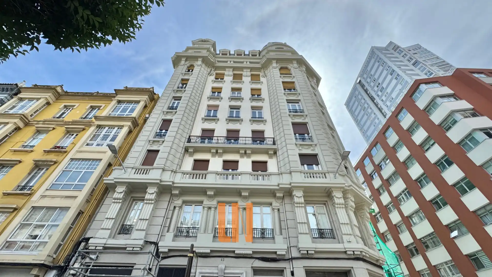 Flat with terrace for sale in Rúa Federico Tapia 43