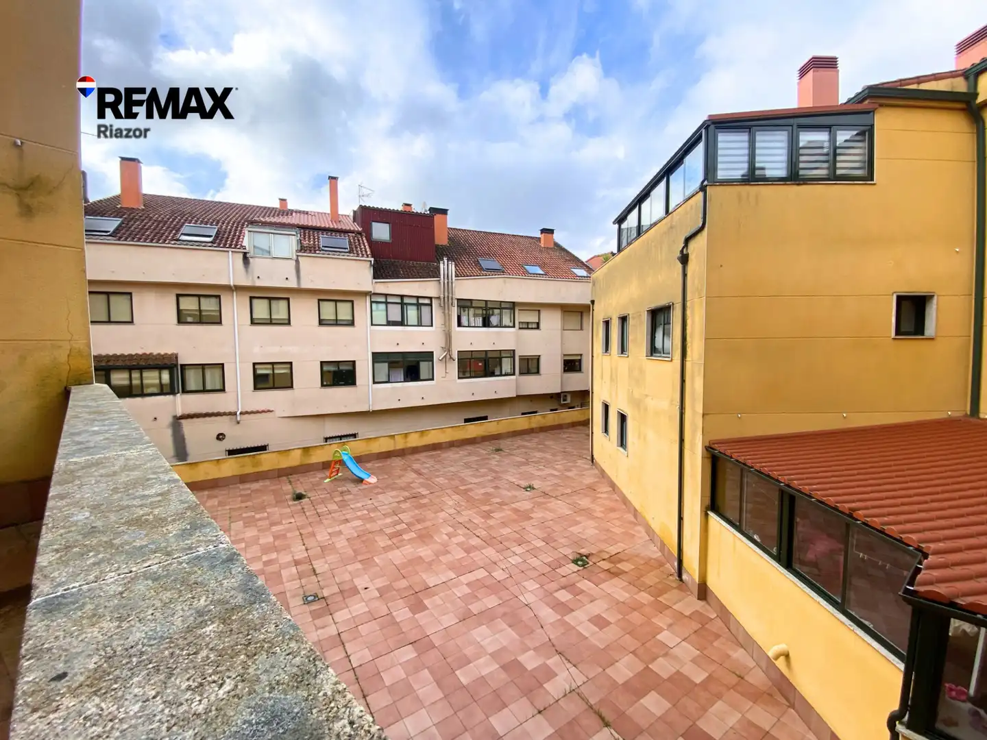 Exterior view of Flat for sale in Lalín  with Heating, Parquet flooring and Storage room