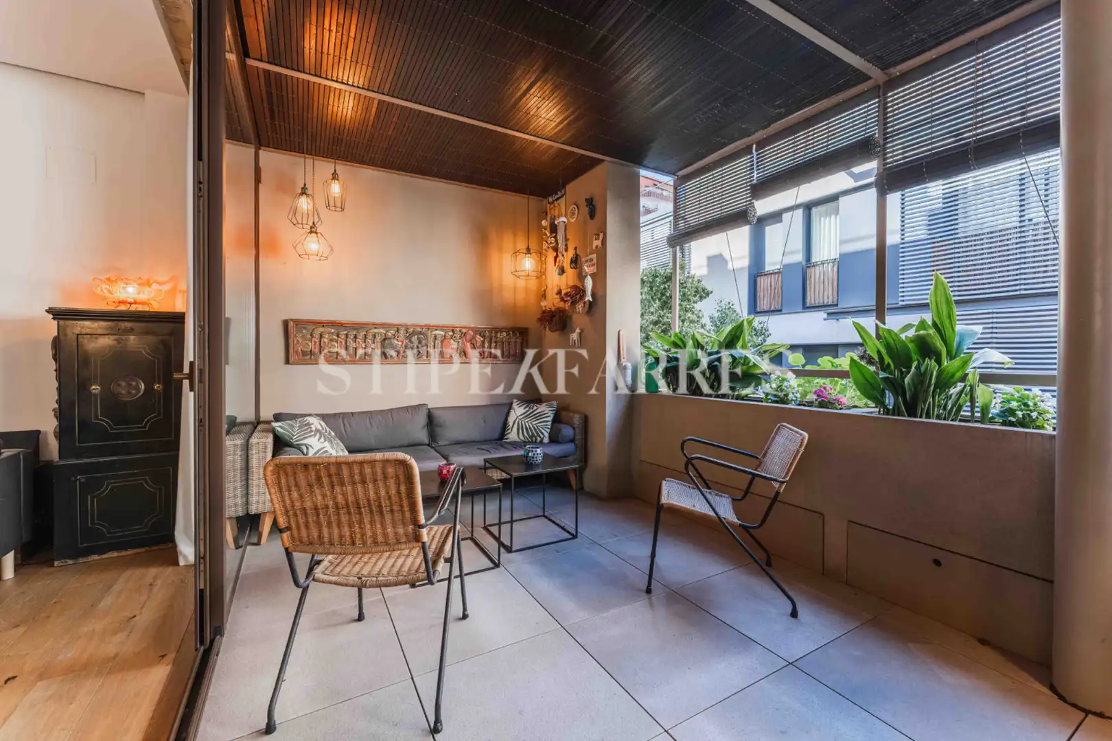 Terraza de Casa adosada en venta en Barcelona con Aire acondicionado, Calefacción y Jardín privado