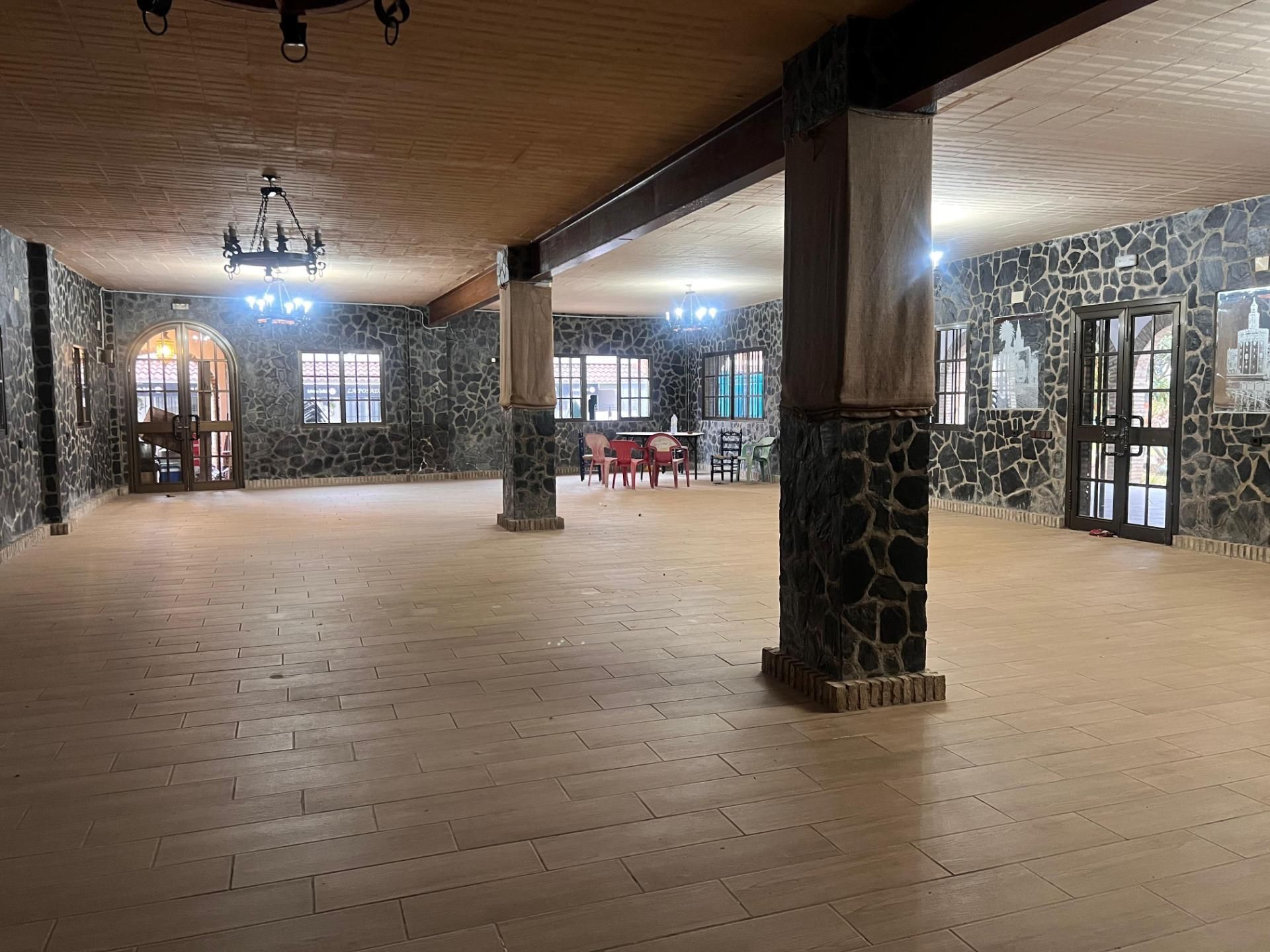 Local de alquiler en Guillena