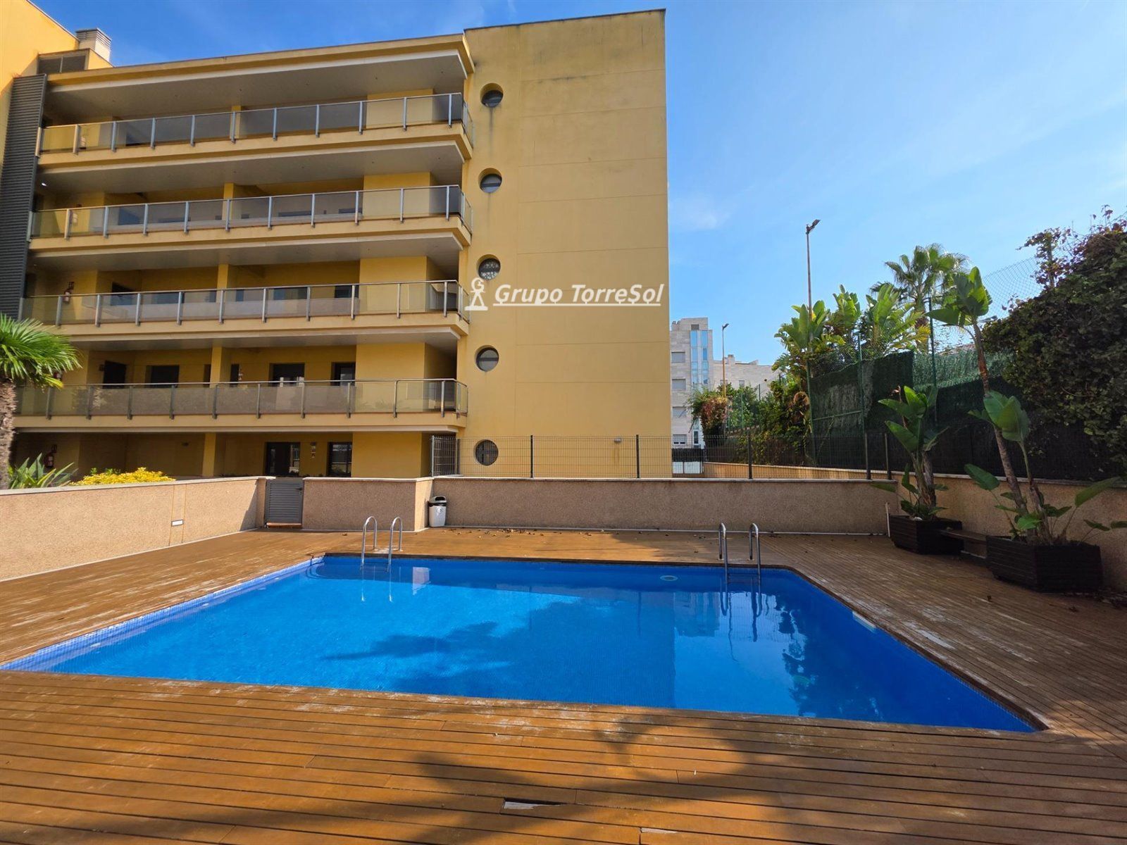 Swimming pool of Flat for sale in Torredembarra  with Air Conditioner, Heating and Terrace