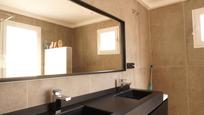 Bathroom of Single-family semi-detached for sale in Marbella  with Air Conditioner, Heating and Terrace