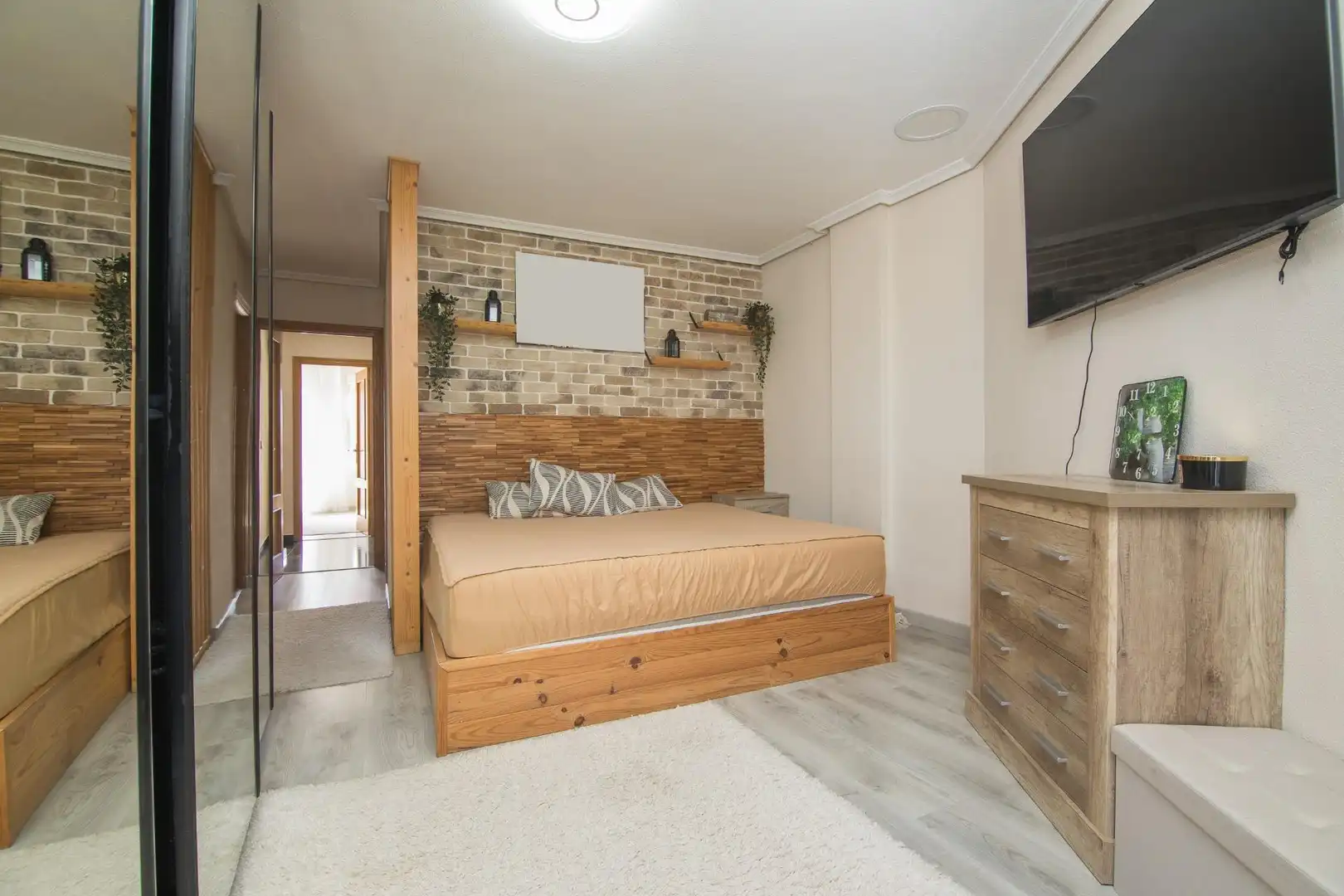 Habitación de Ático en venta en Elche / Elx con Aire acondicionado, Calefacción y Terraza