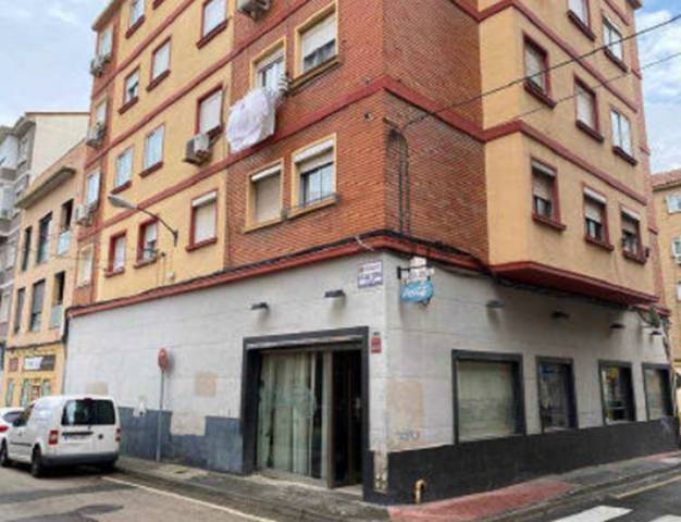 Local comercial en Venta en C/ de Fray Julián Garces en Pinares de Venecia