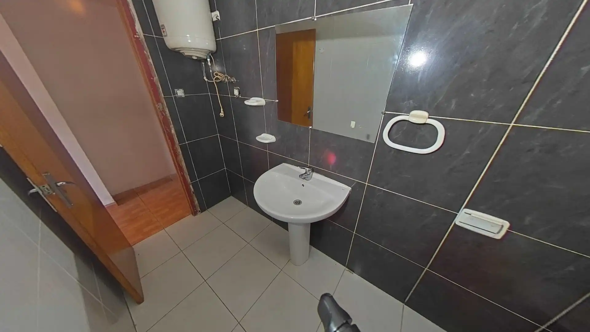 Badezimmer von Wohnung zum Verkauf in Chiva mit Balkon