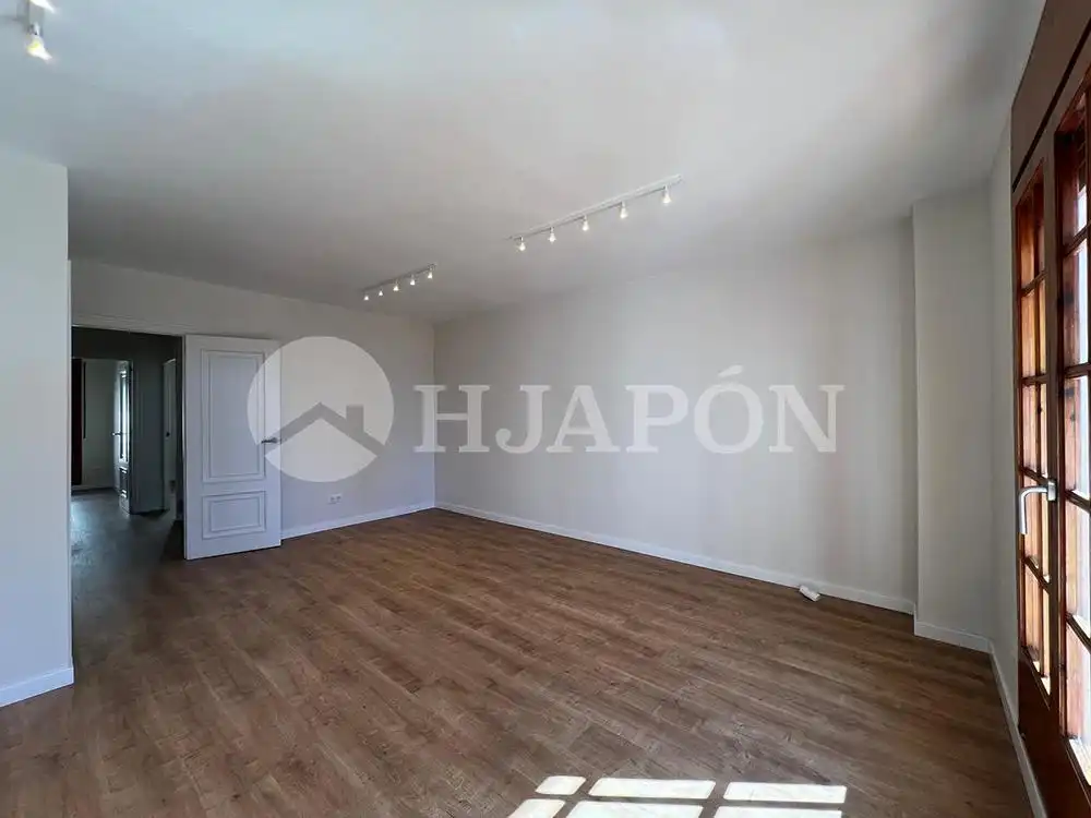 Sala de estar de Casa adosada de alquiler en Vilassar de Mar con Terraza y Piscina comunitaria