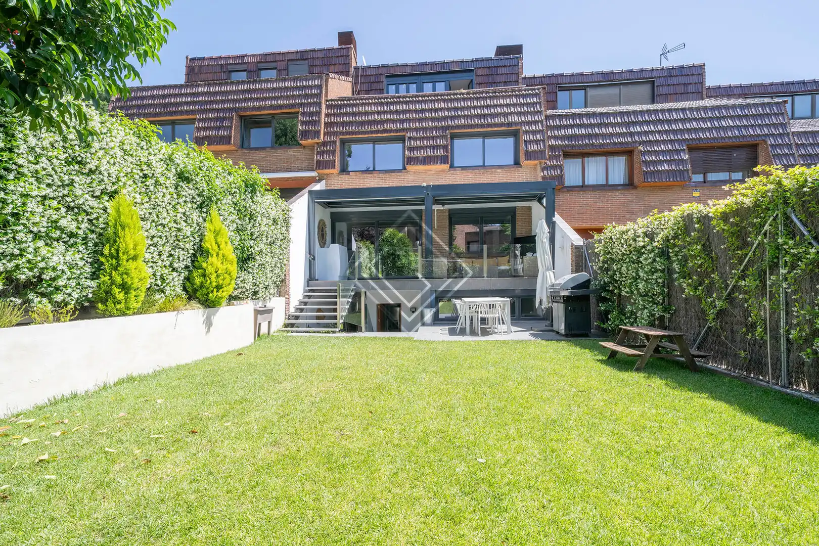 Maison mitoyenne avec piscine à vendre à El Soto de la Moraleja