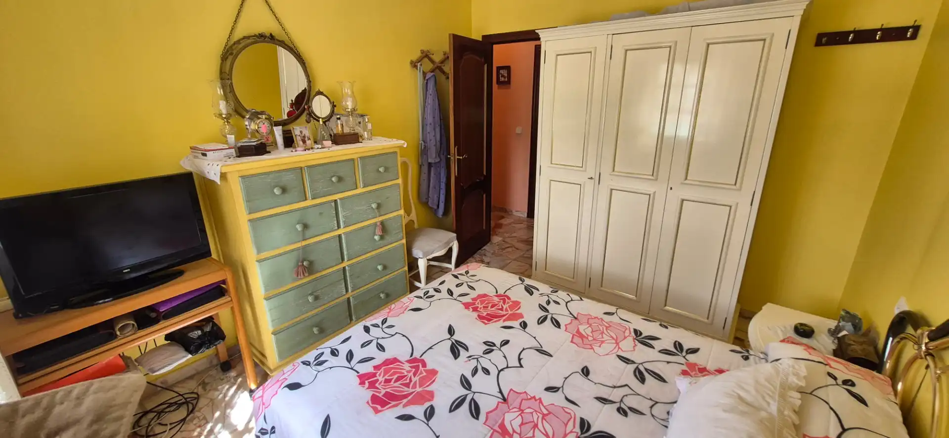 Habitación de Casa o chalet en venta en Carmona con Aire acondicionado, Calefacción y Jardín privado