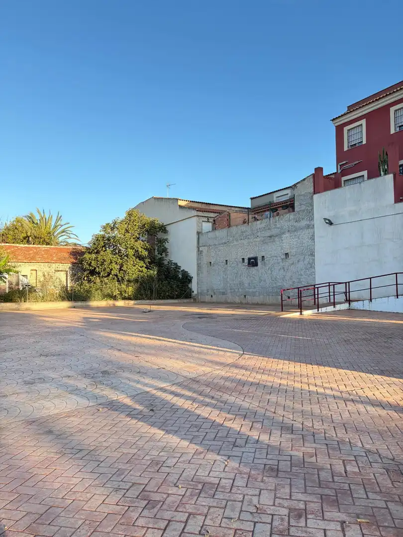 Vista exterior de Garaje de alquiler en Murcia