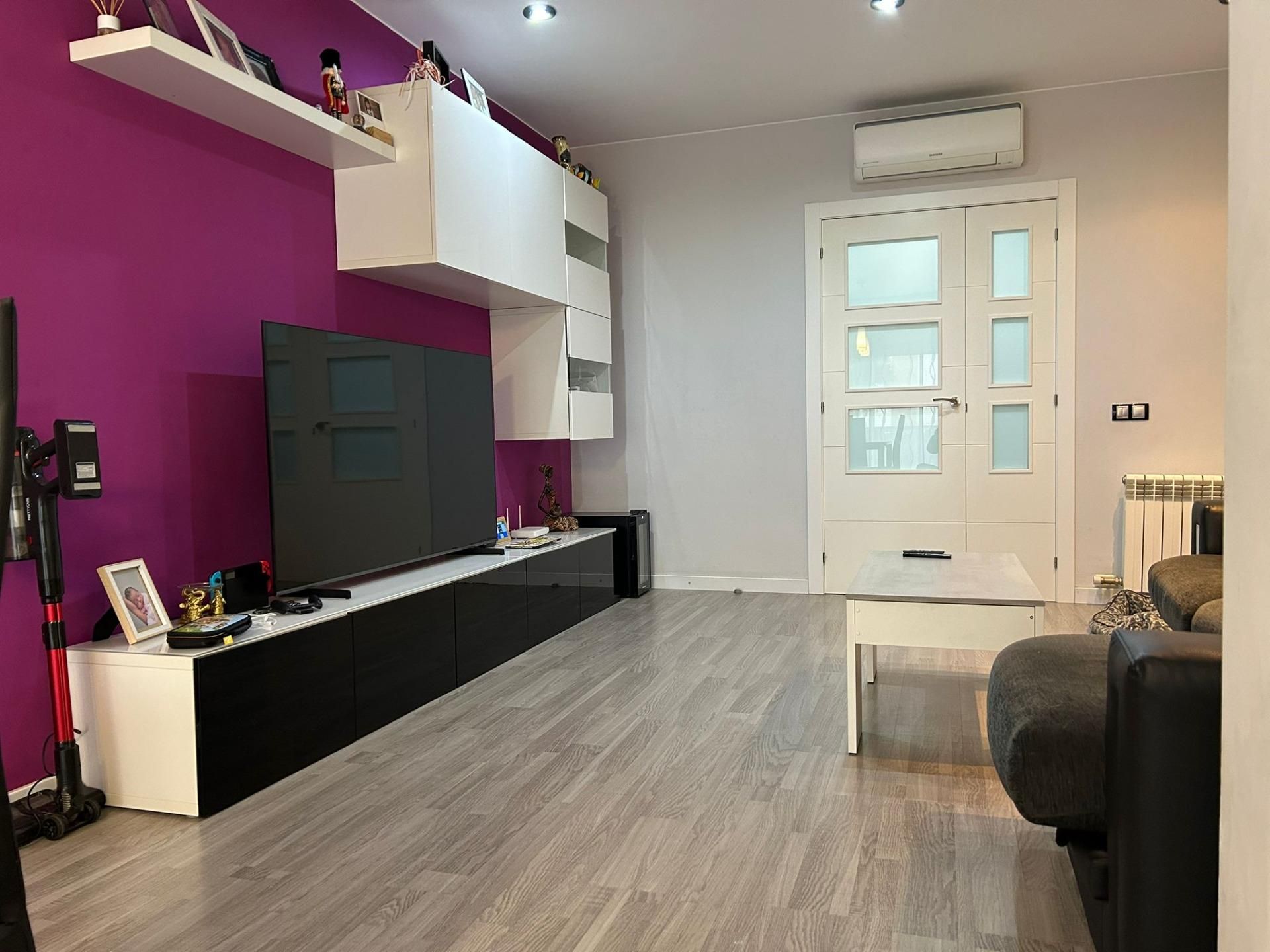 Living room of Flat for sale in Terrassa  with Heating, Terrace and Balcony