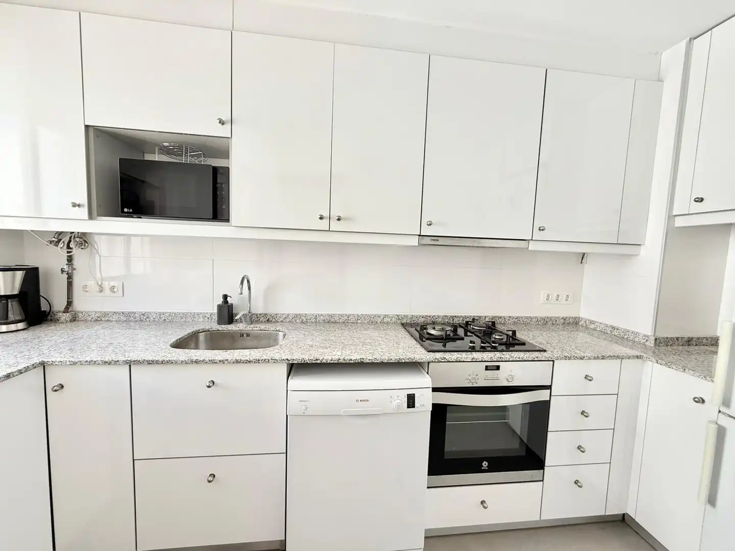 Flat with terrace to rent in Calle Calle Pintor Vila Prades, imagen 27