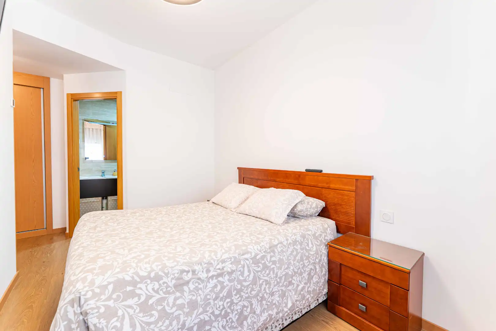 Bedroom of Flat for sale in Móstoles  with Air Conditioner, Heating and Private garden