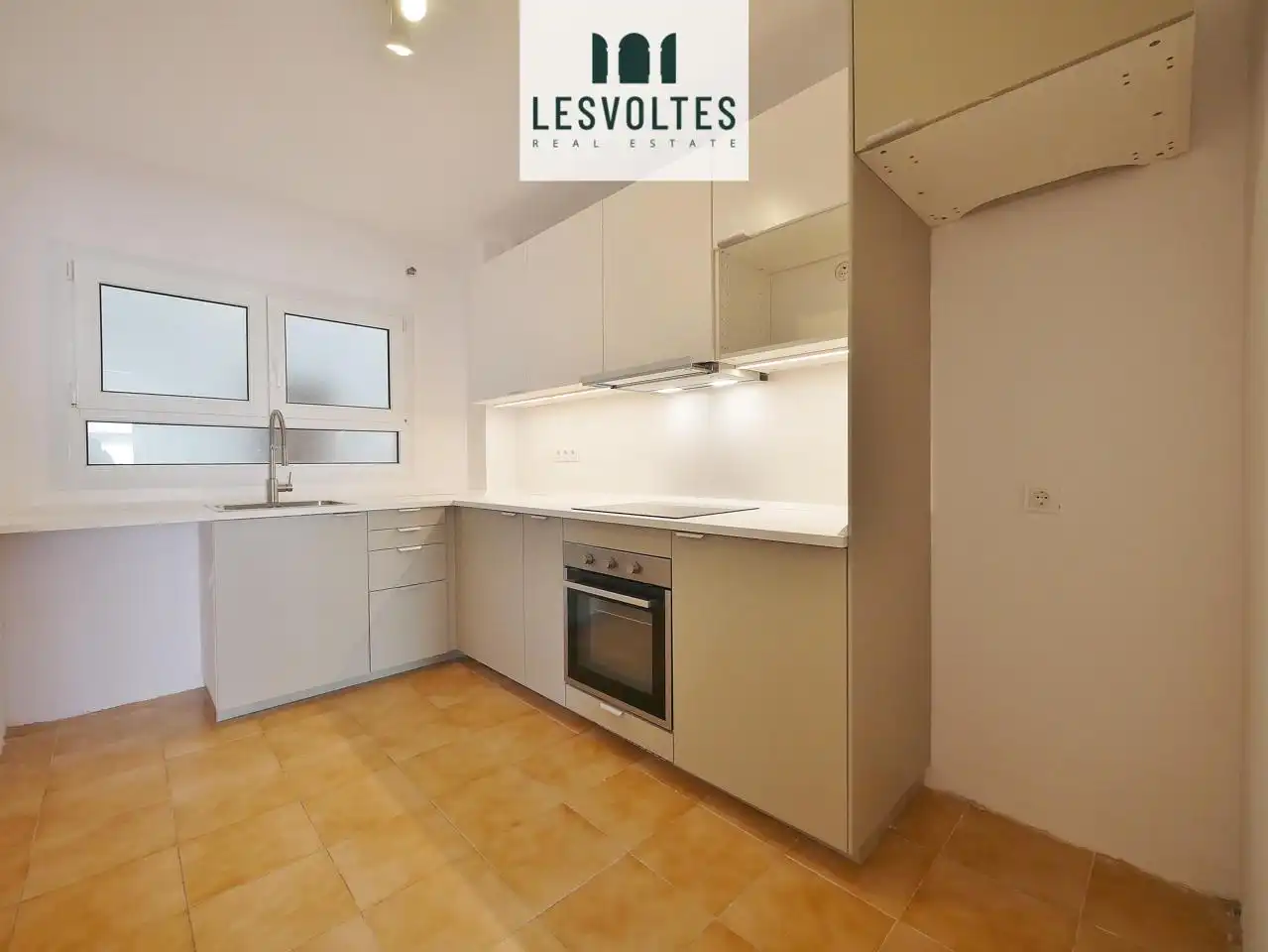 Kitchen of Flat for rent in Palafrugell  with Heating and Balcony
