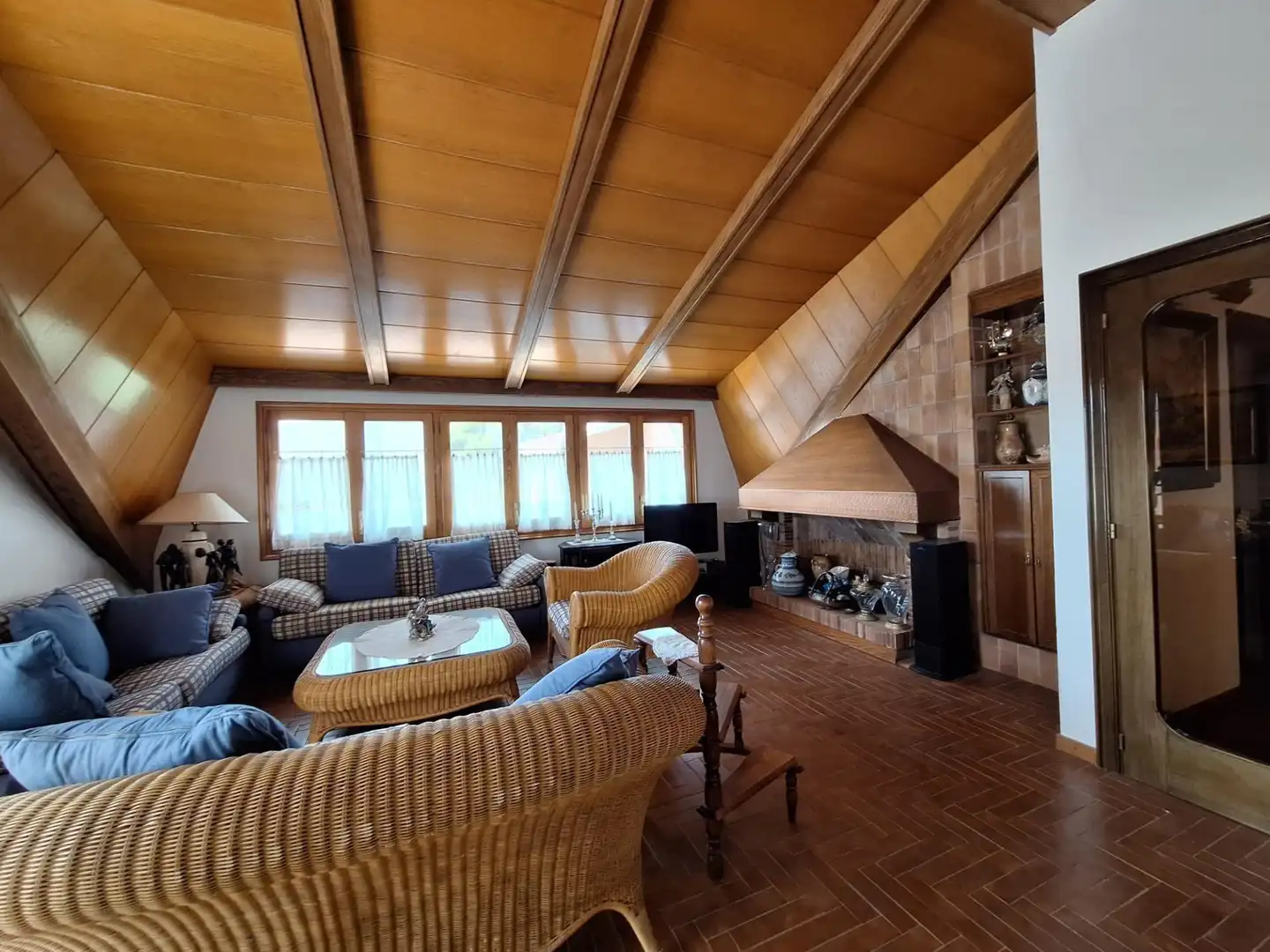 Sala d'estar de Casa o xalet en venda en Castellar del Vallès amb Aire condicionat, Calefacció i Jardí privat