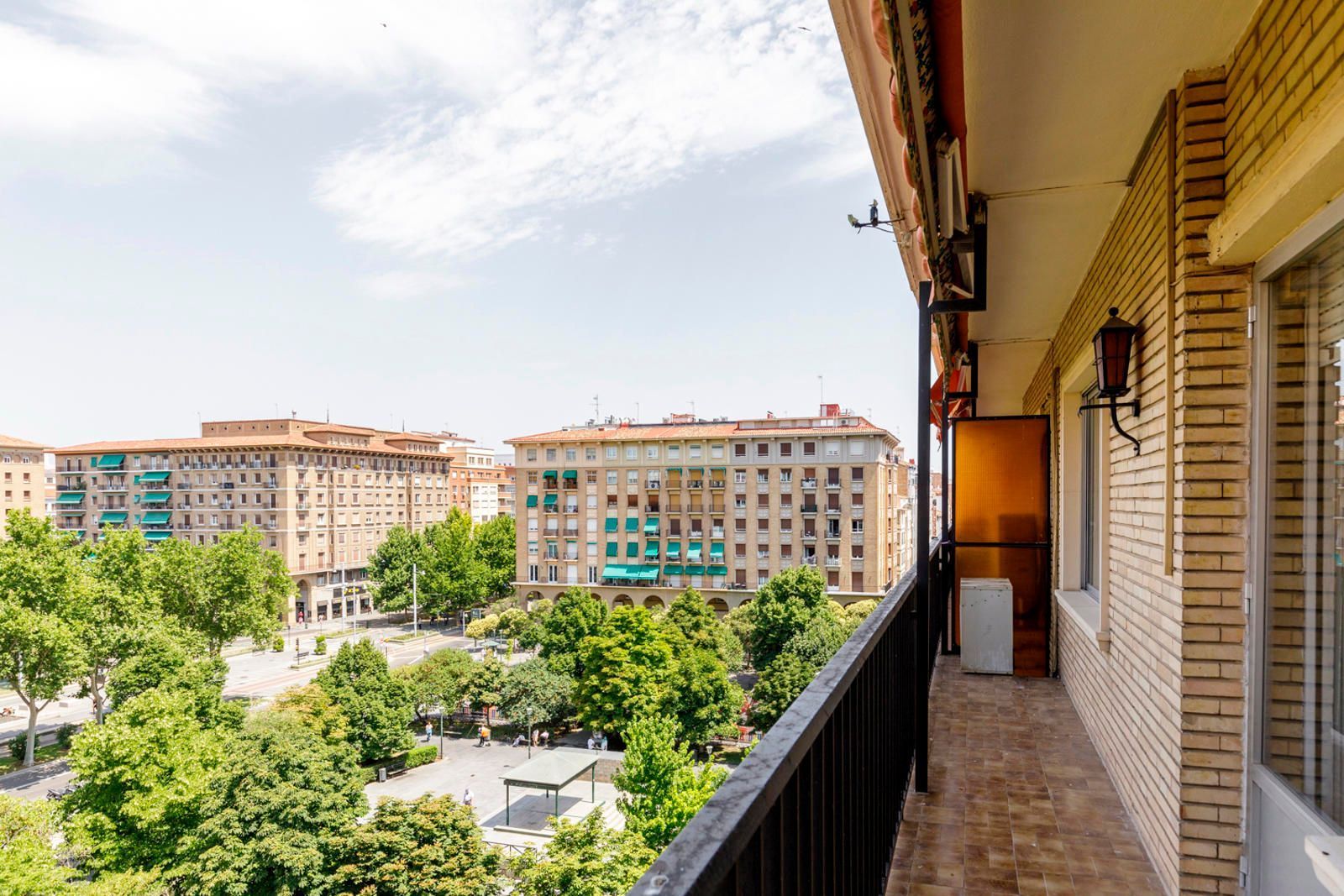 Bedroom of Flat for sale in  Zaragoza Capital  with Air Conditioner and Terrace