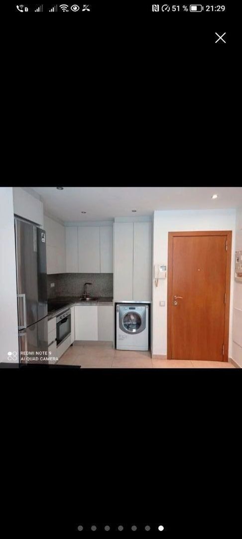 Cocina de Apartamento de alquiler en Terrassa con Amueblado, Horno y Lavadora