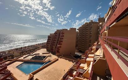 Vista exterior de Apartament en venda en La Manga del Mar Menor amb Forn, Rentadora i Balcó