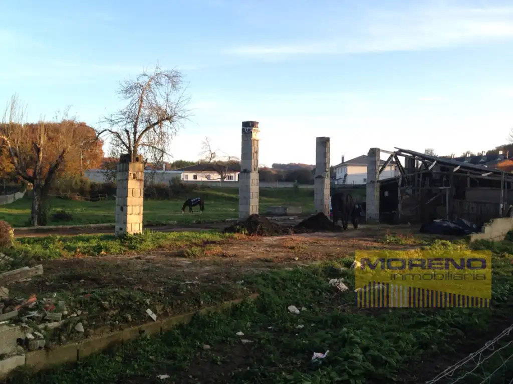 Residencial en venda en Sarria