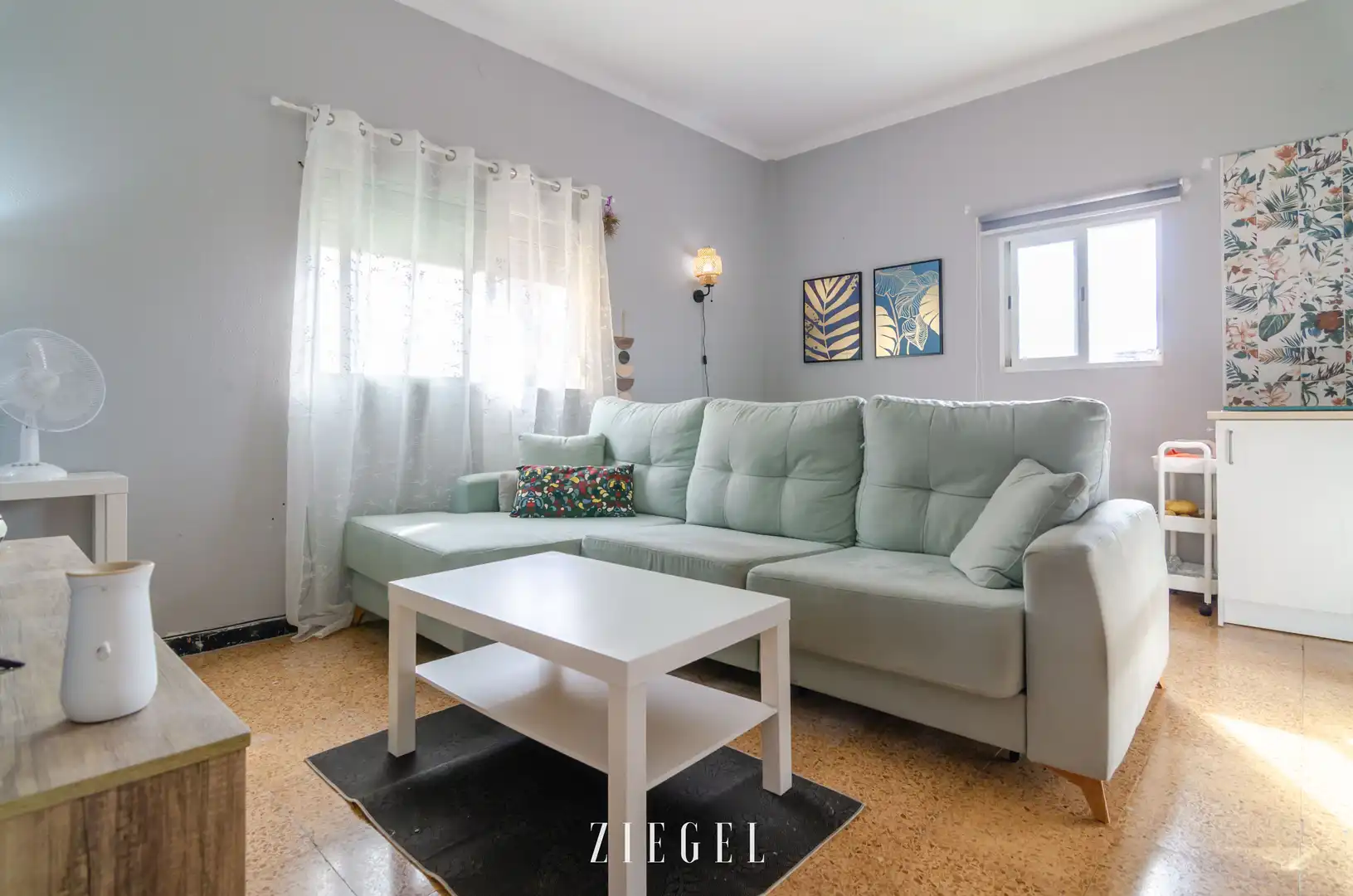 Living room of Flat for sale in Las Palmas de Gran Canaria  with Furnished