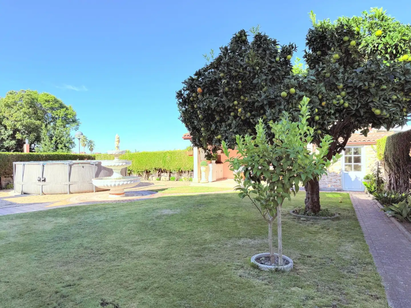 Jardí de Casa o xalet en venda en Oleiros amb Calefacció, Jardí privat i Terrassa