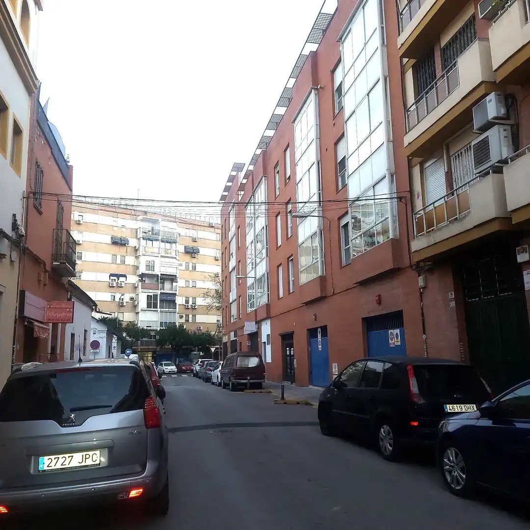 Vista exterior de Local en venta en Sevilla con Aire acondicionado