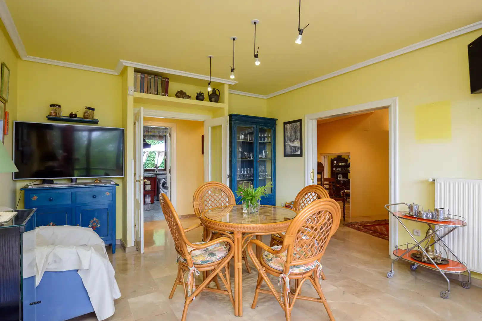 Comedor de Casa o chalet en venta en Oviedo  con Calefacción, Jardín privado y Parquet