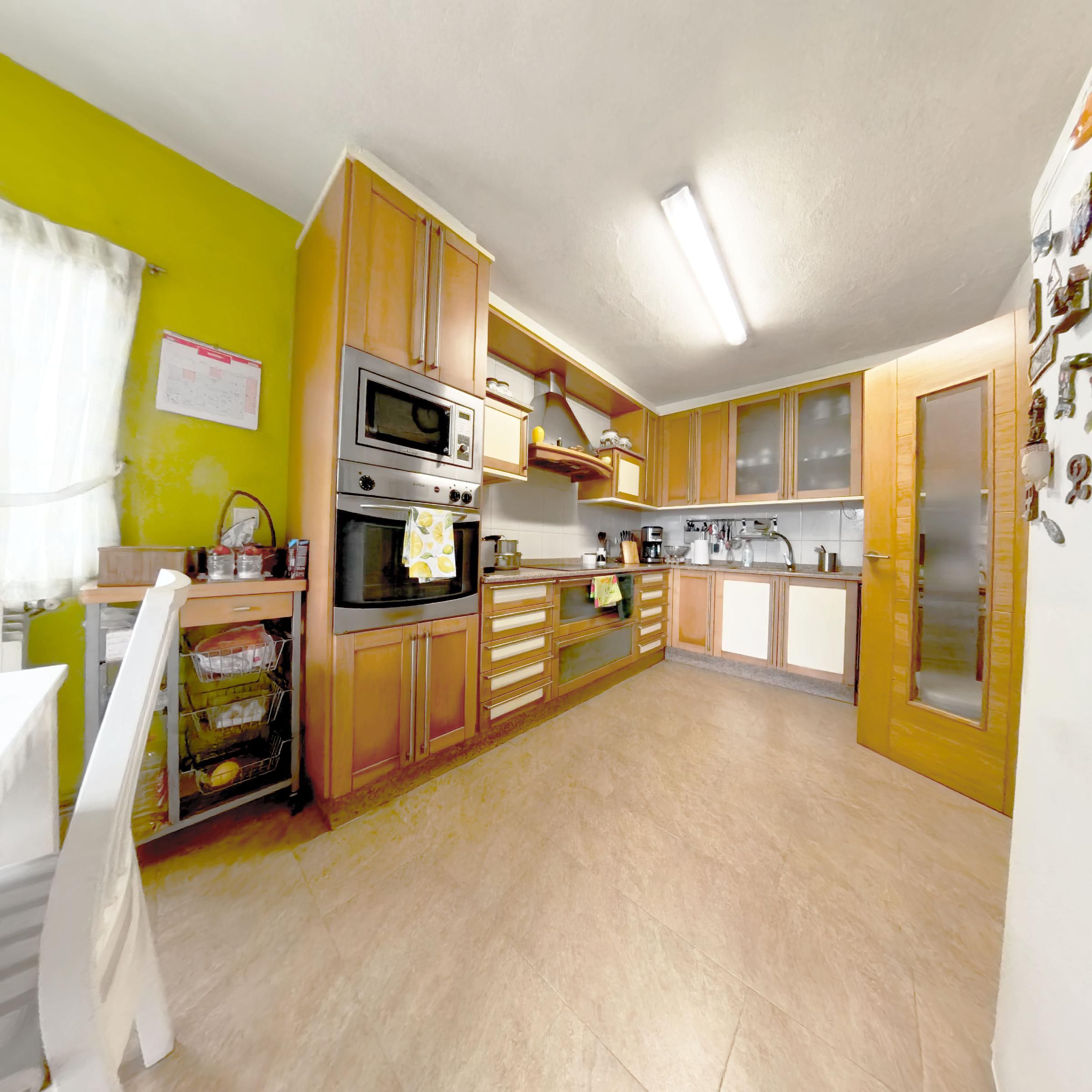 Cocina de Casa adosada en venta en Ames con Terraza