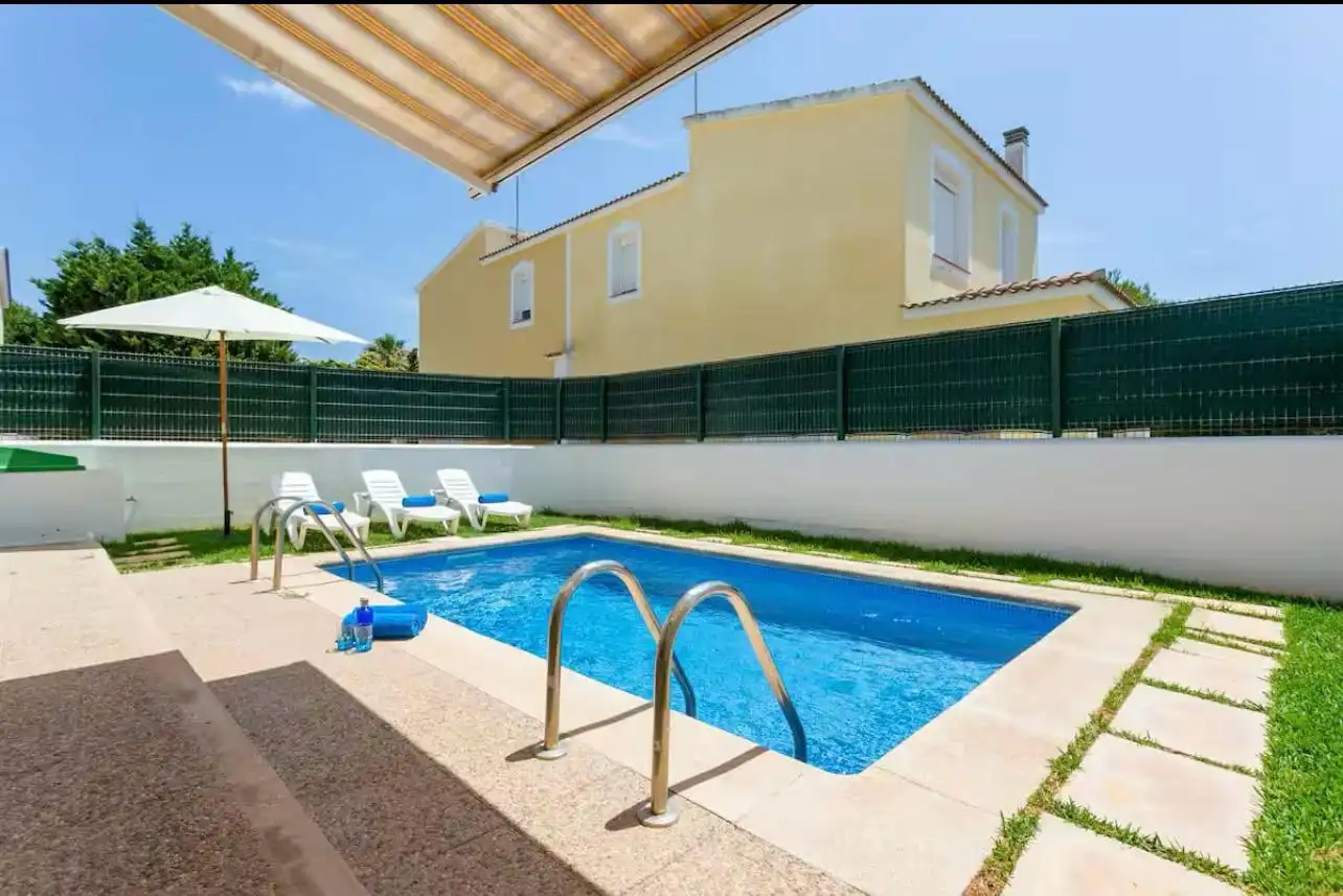 Piscina de Casa o chalet en venta en Ciutadella de Menorca con Aire acondicionado, Jardín privado y Terraza
