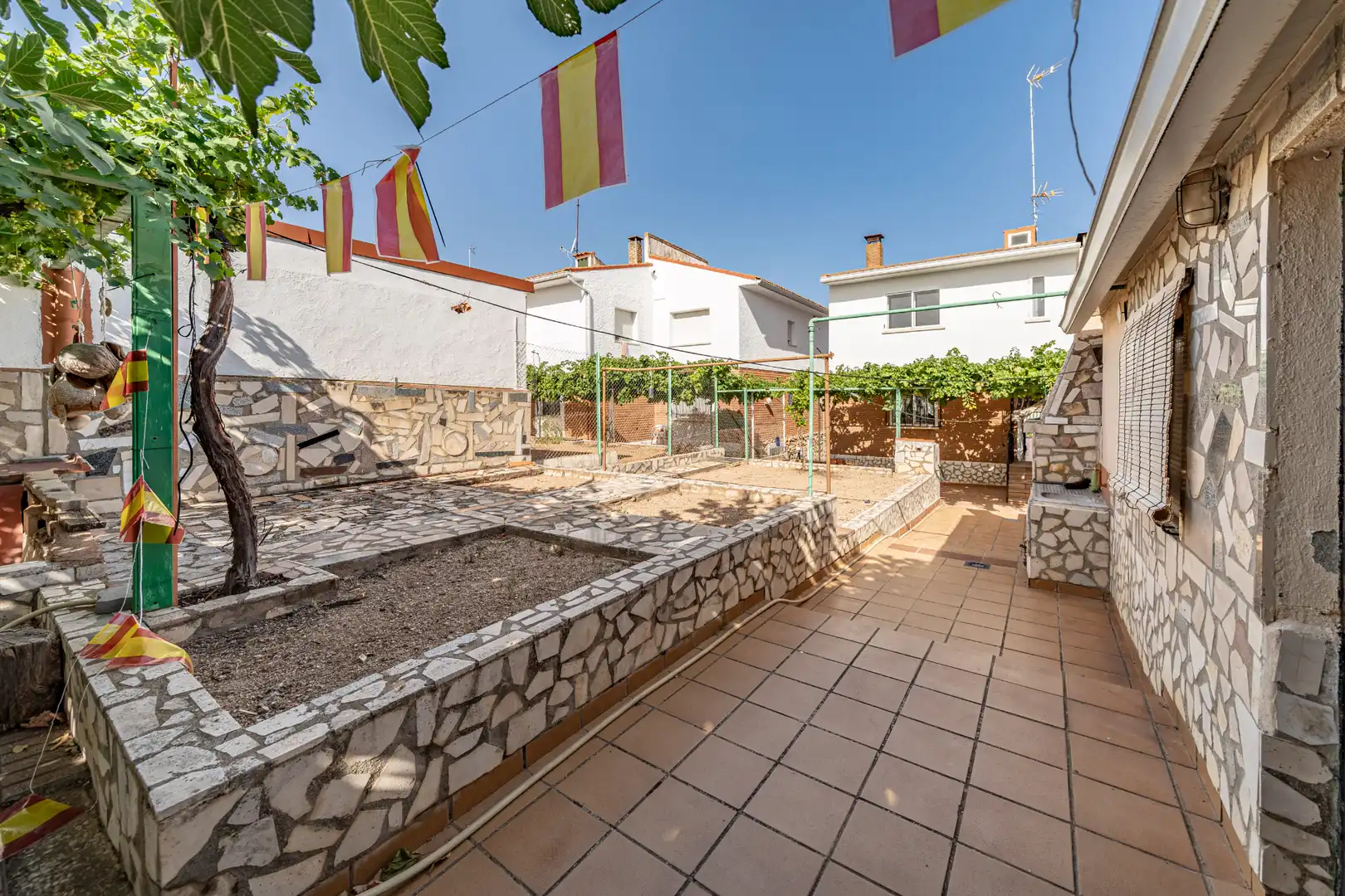 Casa aparellada amb jardí en venda a Calle de San José, imagen 20